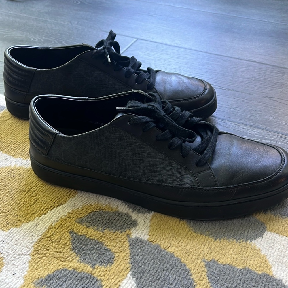 Gucci GG supreme leather trim embellishment sneakers